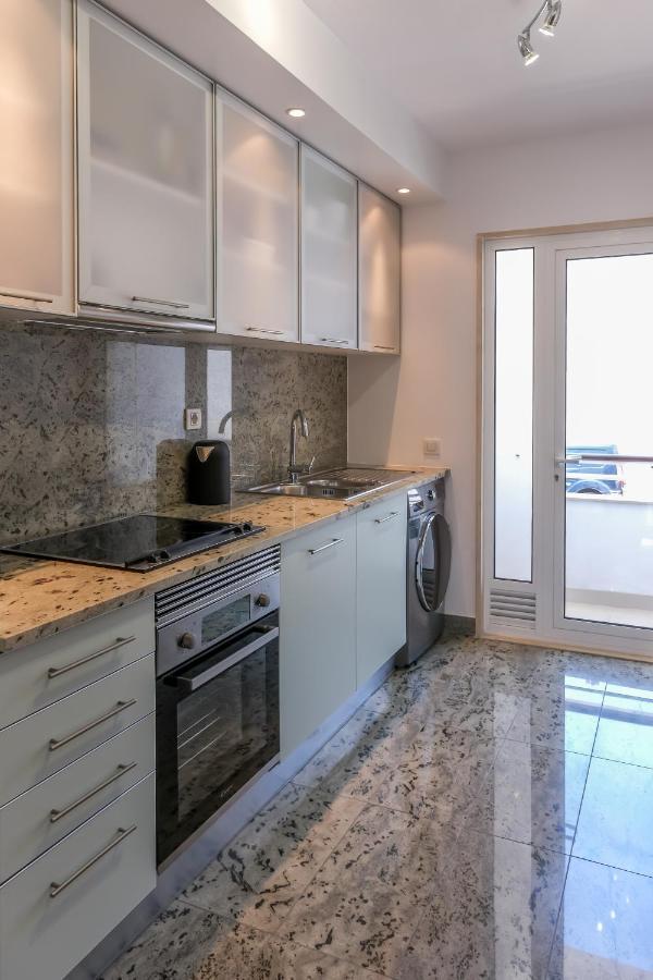 Lucky Star Marina Apartment, With Pool ラゴス エクステリア 写真
