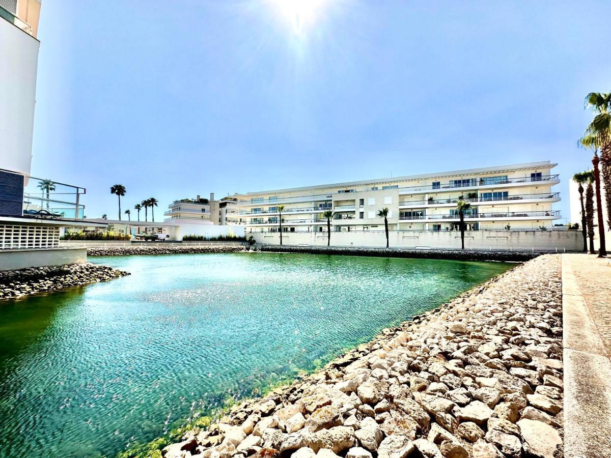 Lucky Star Marina Apartment, With Pool ラゴス エクステリア 写真