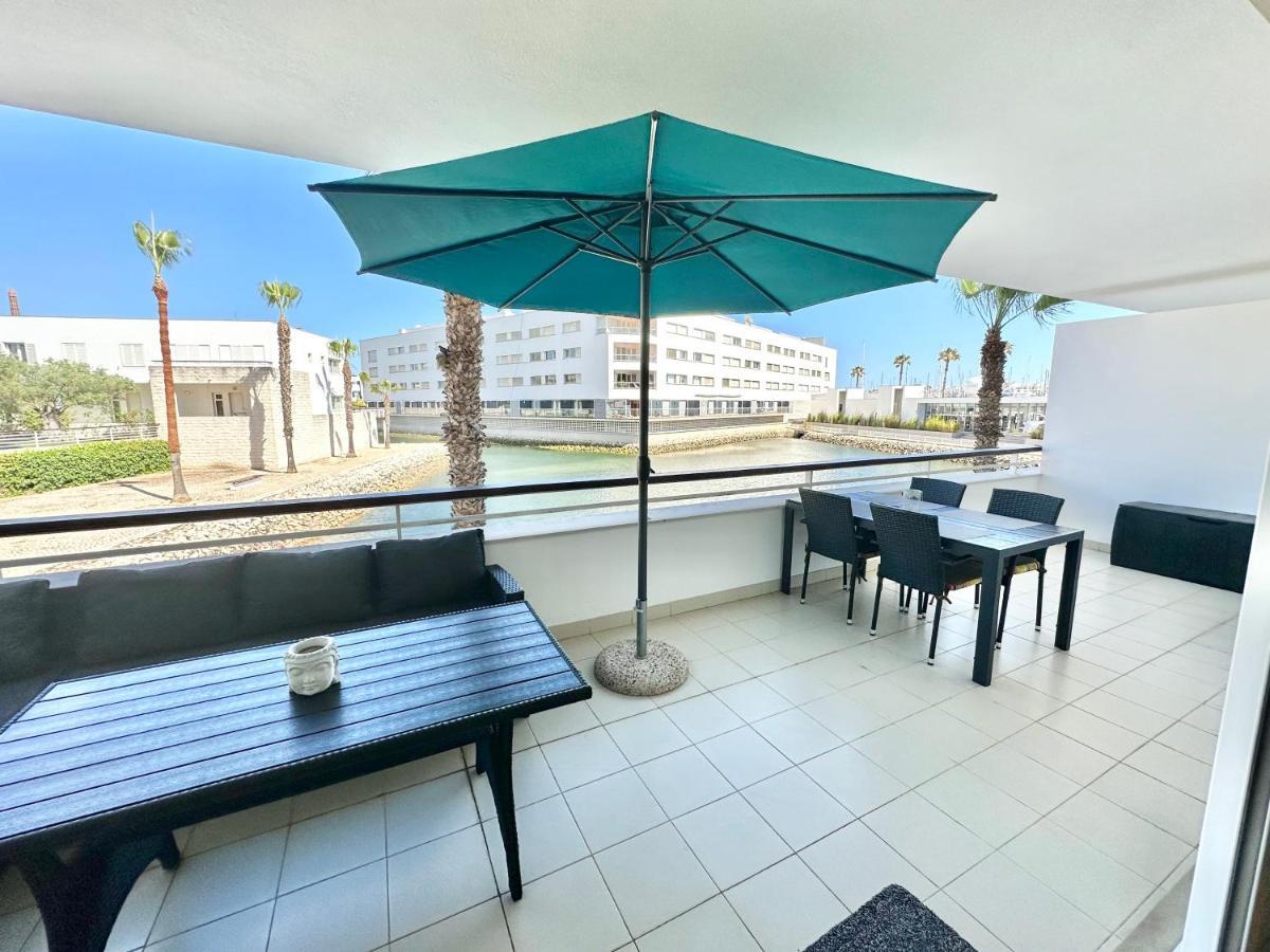 Lucky Star Marina Apartment, With Pool ラゴス エクステリア 写真
