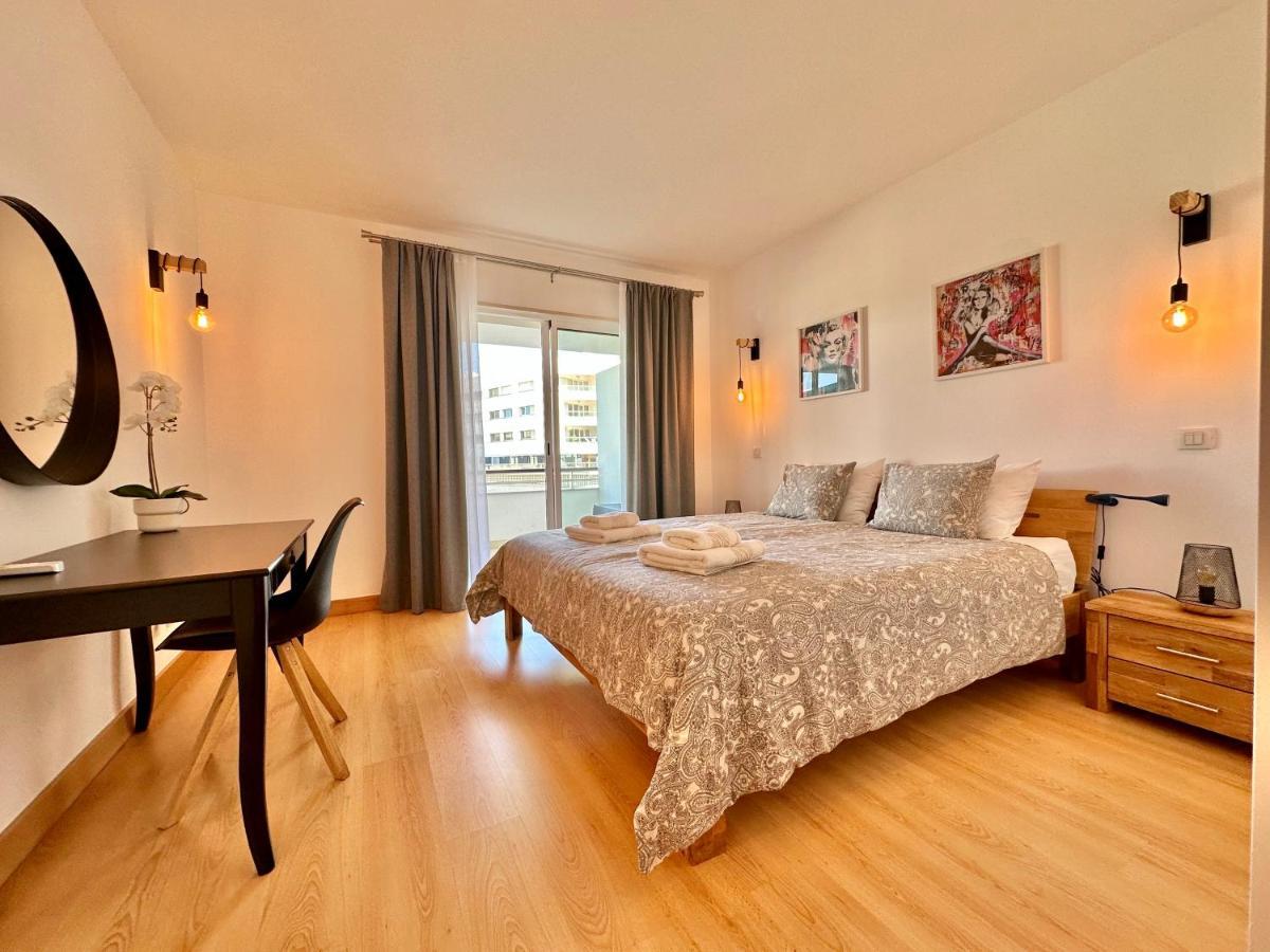 Lucky Star Marina Apartment, With Pool ラゴス エクステリア 写真