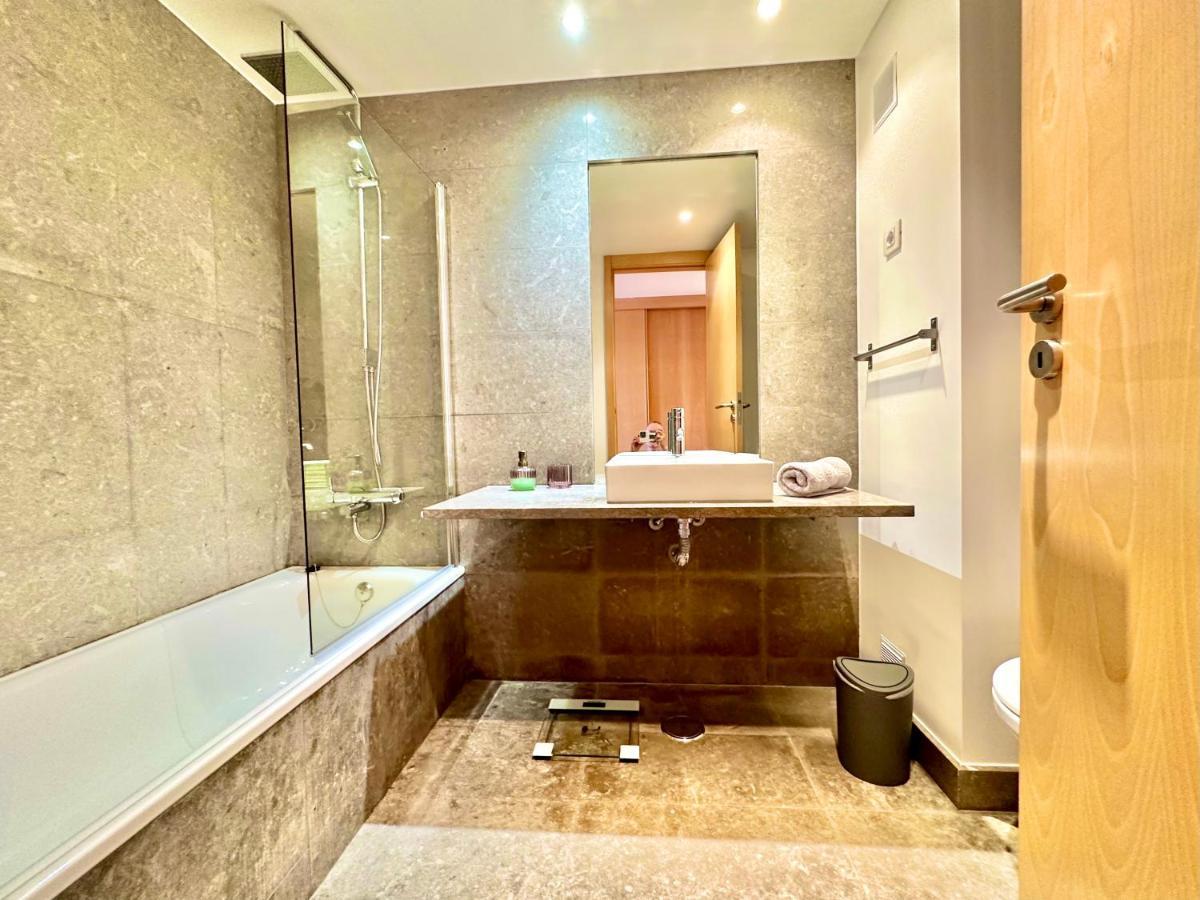 Lucky Star Marina Apartment, With Pool ラゴス エクステリア 写真